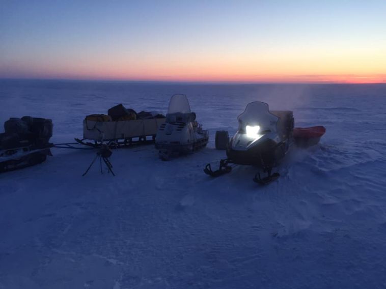 Магнитогорцы на снегоходах добрались до полярной станции