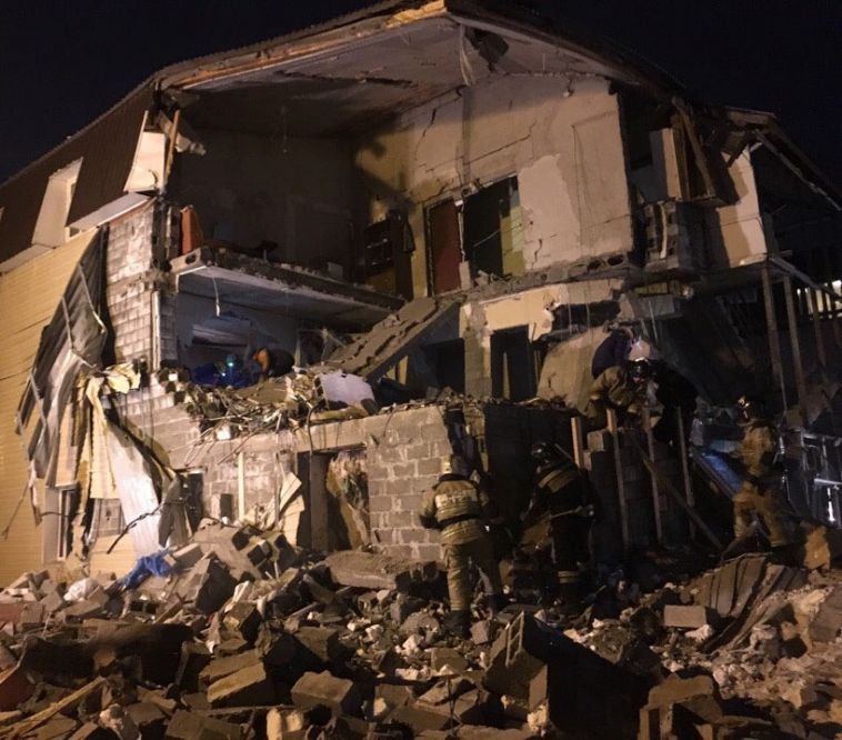 В Красноярске из-за хлопка газа обрушился жилой дом