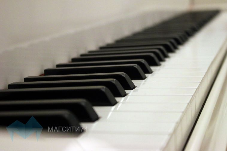 Музыкальные школы Магнитогорска получат пять новых фортепиано
