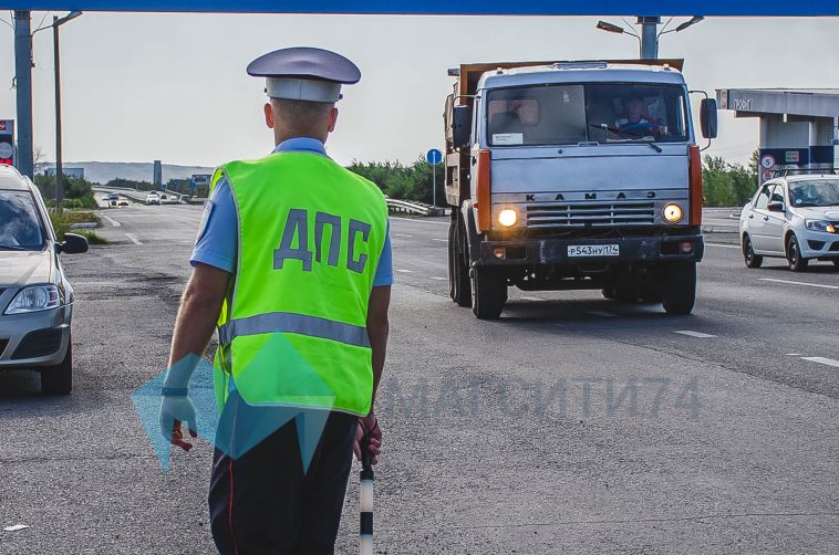 Более ста большегрузов подверглись проверки ГИБДД за два дня