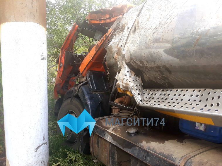 Полиция разыскивает очевидцев аварии с молоковозом на ККЦ