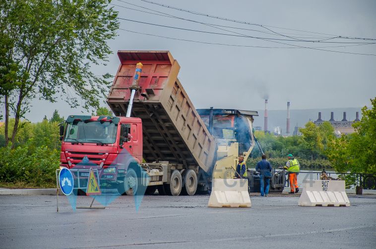 «Всё должно быть идеально»: глава города оценил ход дорожных работ