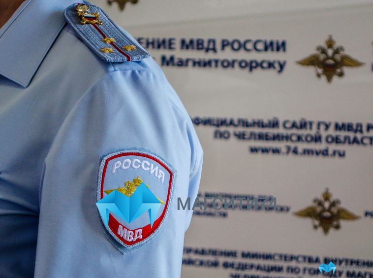 Полицейские задержали двух магнитогорцев, ворующих металл со стройки