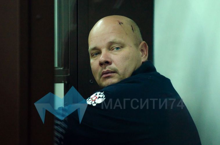 Подозреваемому в подрыве автомобиля продлили срок заключения под стражей