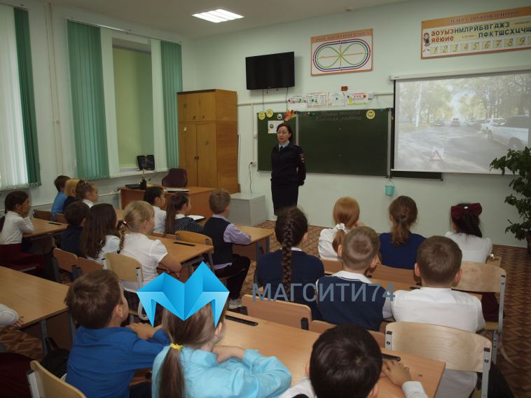 Полицейские посетили школы, ученики которых попали в ДТП по своей вине