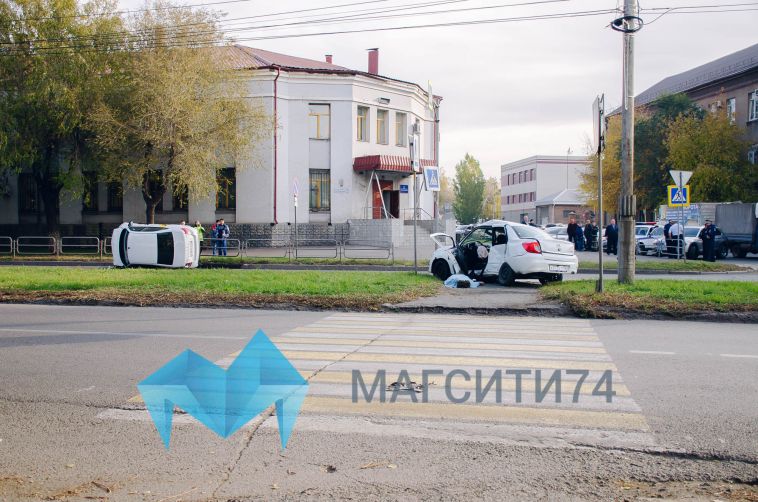 После смертельного ДТП на перекрестке Пушкина-Электросети могут запретить стоянку