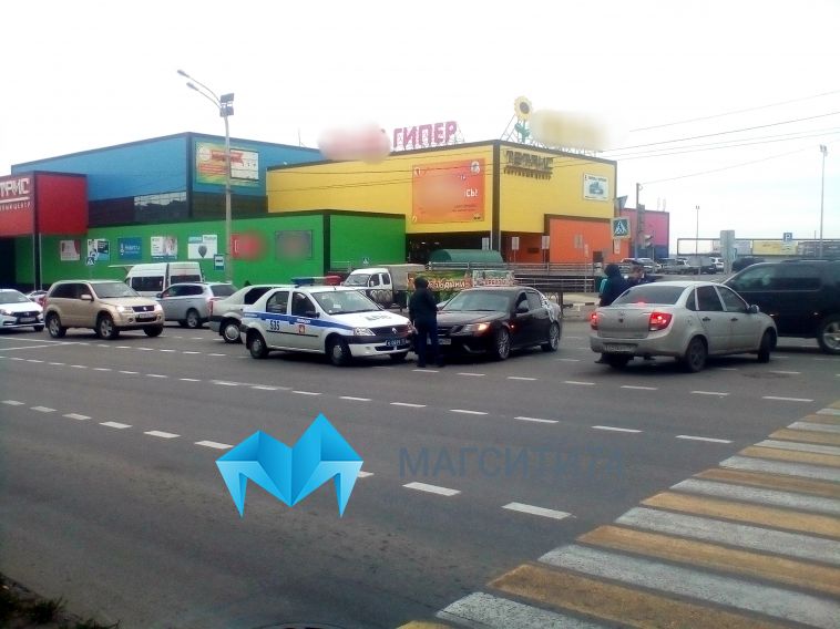 В Магнитогорске случилось очередное ДТП с патрульной машиной