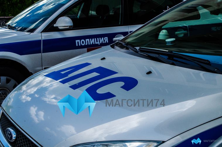 Водитель грузовика сбил пенсионерку на тротуаре