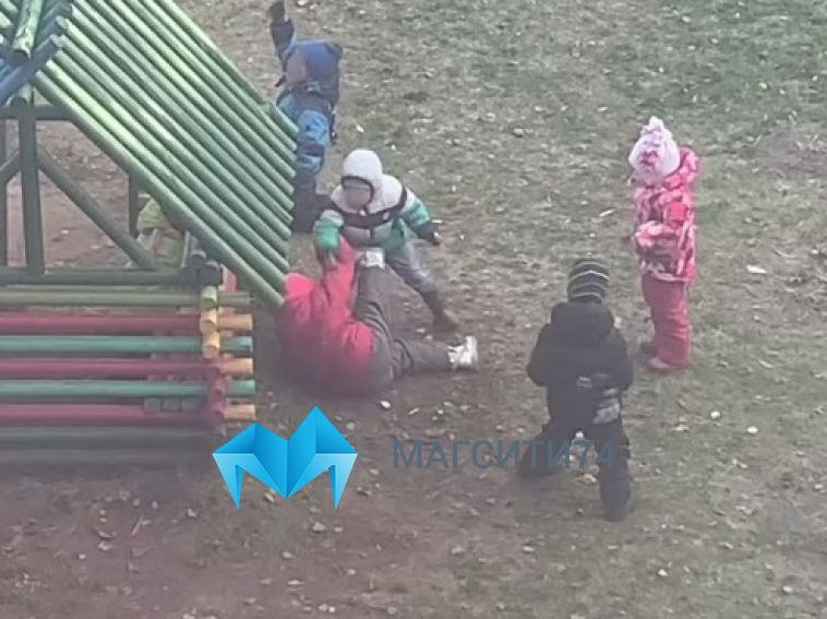 В детском саду Ярославля воспитанники толпой избили одногруппницу