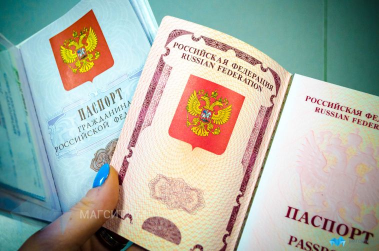 Управление по вопросам миграции рекомендует иностранцам оформить патент до конца года