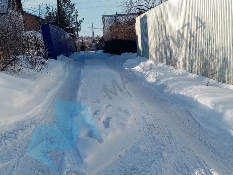 В Магнитогорске скорая, застрявшая в снегу, час не могла доставить пациента в больницу