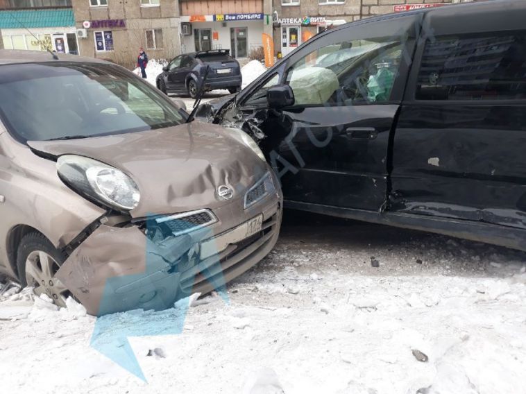В Магнитогорске водитель автобуса сбил пешехода и скрылся с места ДТП