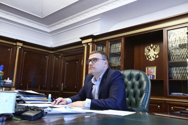 «Общение с семьей только по видеосвязи»: Алексей Текслер рассказал о жизни в самоизоляции