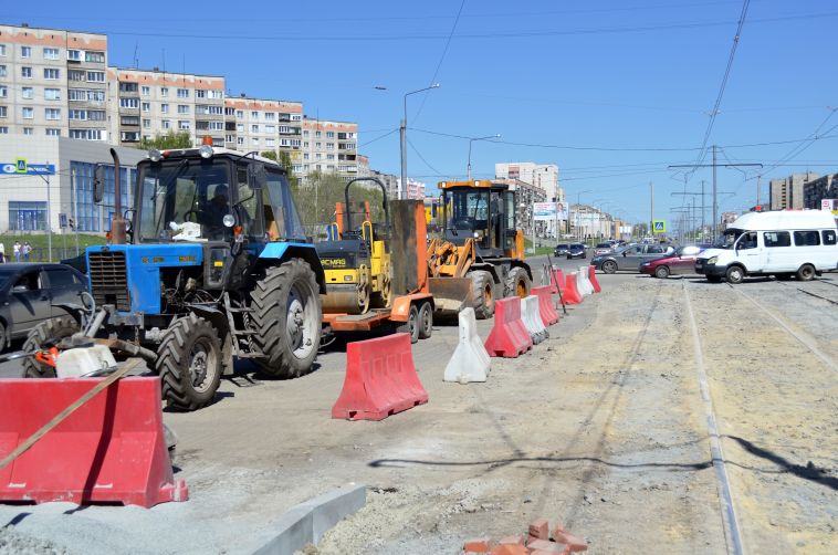 В Магнитогорске завершили дорожные работы на перекрестке Маркса и Труда