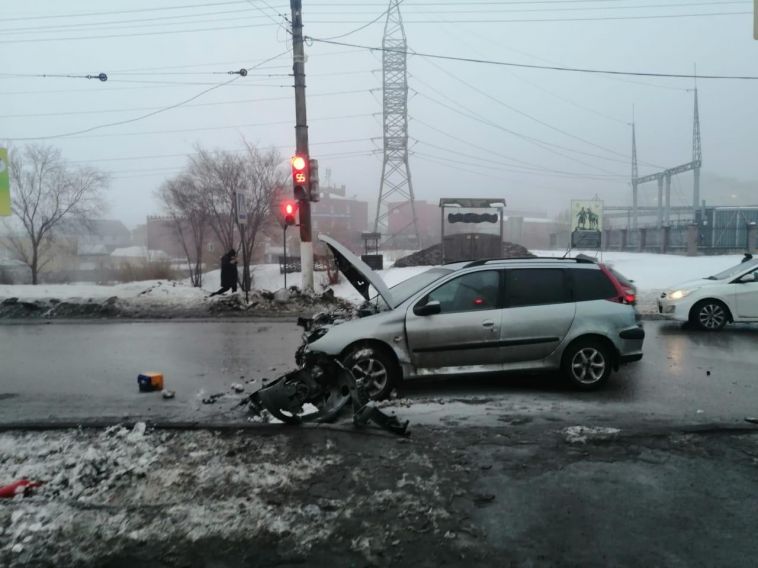 За выходные произошло две аварии из-за неуступчивых водителей