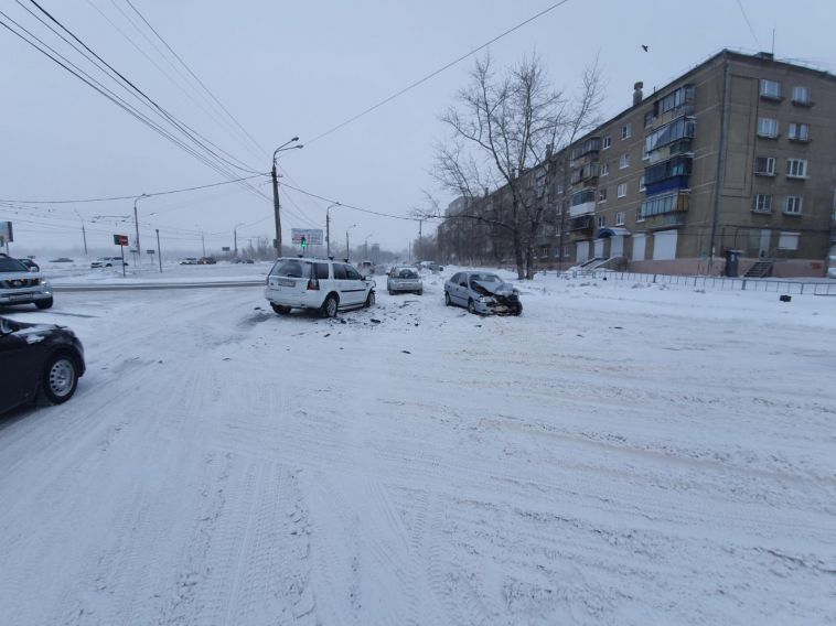 За сутки в Магнитогорске пострадал пешеход и пассажир авто