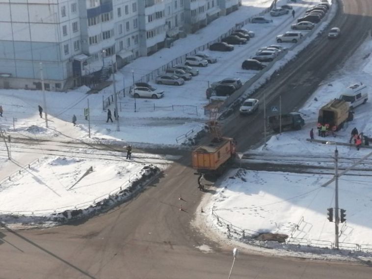 Из-за обрыва контактной сети в Магнитогорске изменили маршруты трамваев