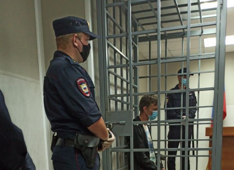 Жителя Башкирии, убившего жену на челябинской трассе, хотят отправить в психушку вместо тюрьмы