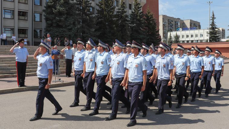 Магнитогорская полиция приглашает горожан на службу