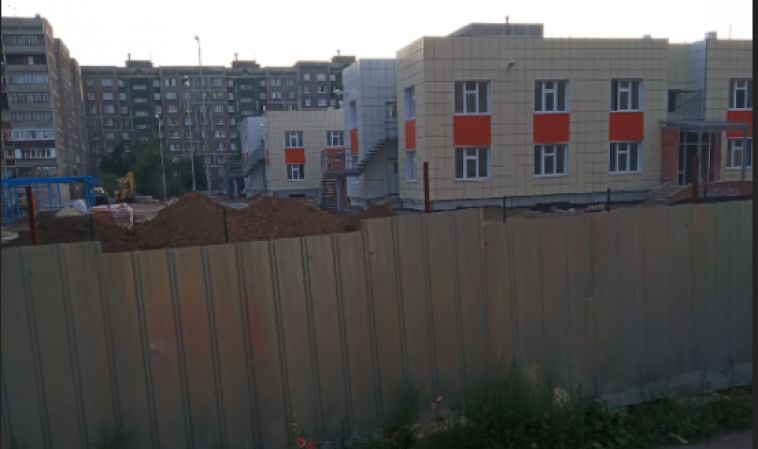 Жители Магнитогорска жалуются на строящийся детский сад, в котором побывал Текслер