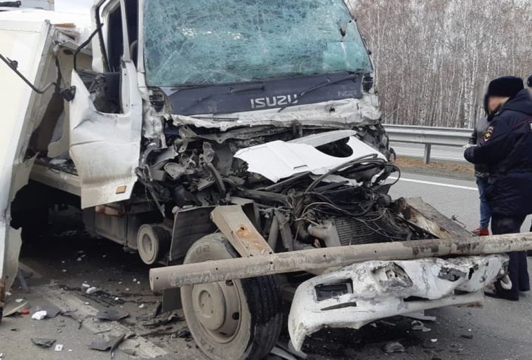 В Челябинской области произошло смертельное ДТП с двумя фурами