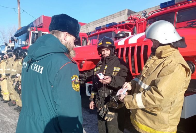 Магнитогорские пожарные ликвидировали условный лесной пожар с пострадавшими