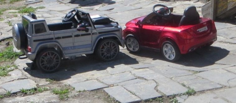 В Челябинской области подростки украли три электромобиля
