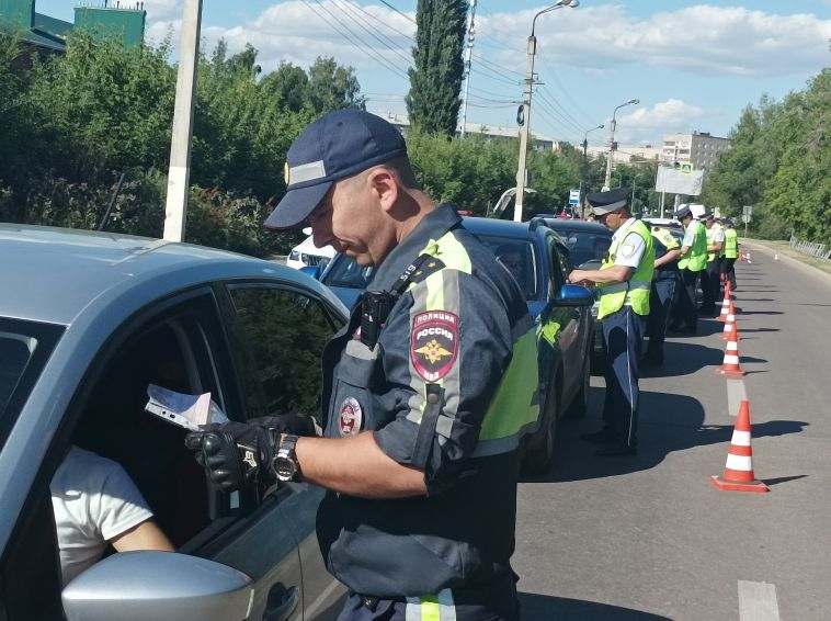 В Магнитогорске сотрудники ГИБДД оштрафовали 500 водителей-нарушителей