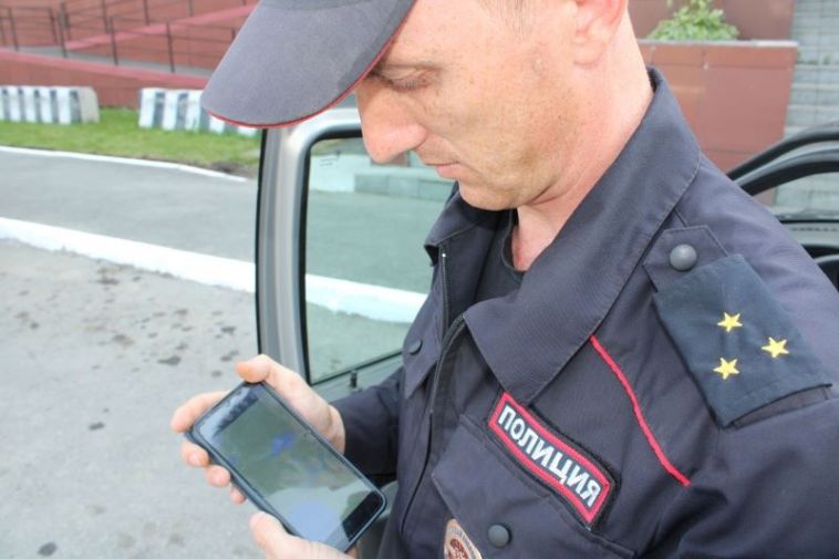 В Челябинской области заблудившуюся в лесу семью помог найти участковый