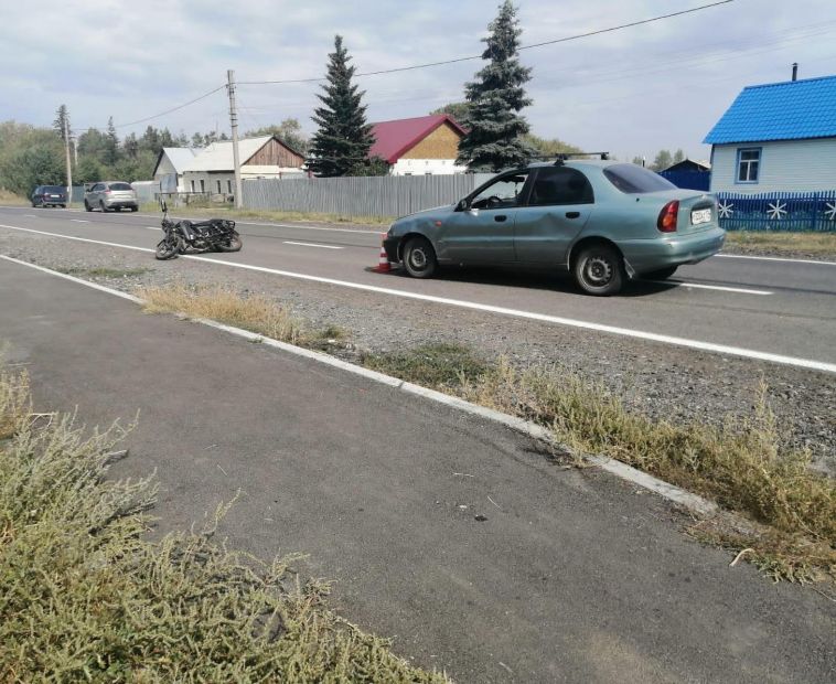 В Магнитогорске 14-летний водитель скутера врезался в автомобиль