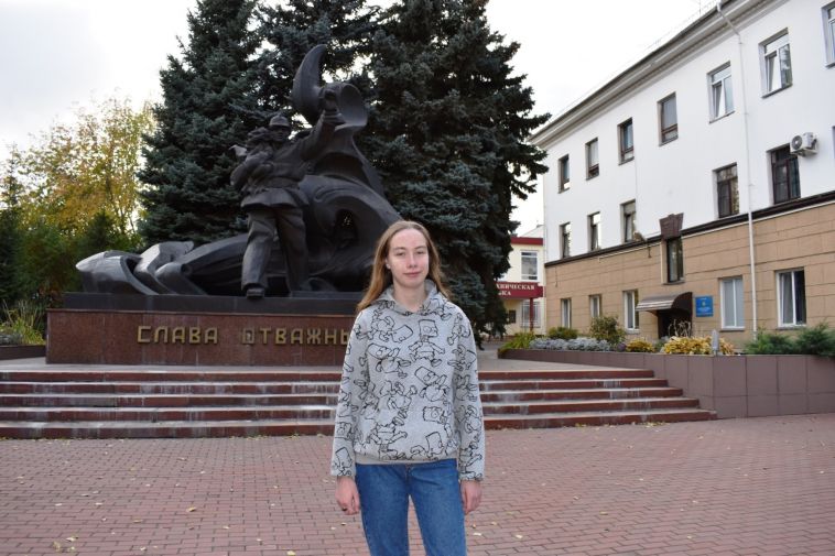В Челябинске подросток спасла двухлетнюю девочку, выпавшую из окна третьего этажа
