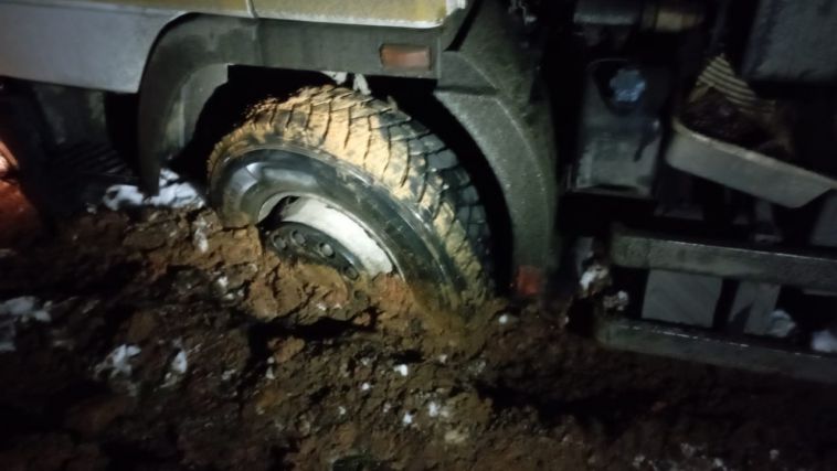 В Челябинской области из-за состояния дорог начались трудности с вывозом мусора