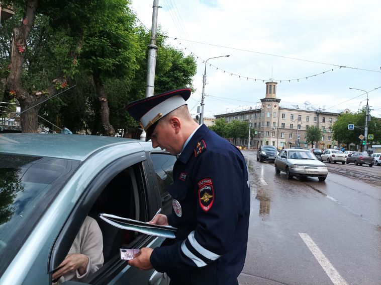 Магнитогорцам напоминают: водители могут оформить ДТП самостоятельно без вызова сотрудника ГИБДД