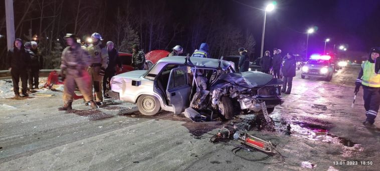 Иномарка пошла на обгон. На трассе в Челябинской области произошло смертельное ДТП
