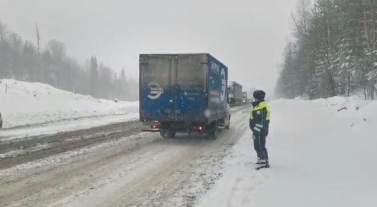 Ограничения для движения пассажирского транспорта по трассе М-5 продлили