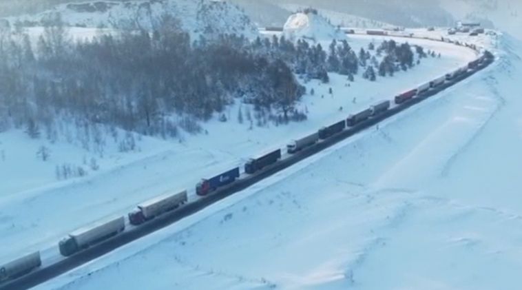 Водители, внимание! Движение по трассе М-5 для пассажирского транспорта и большегрузов вновь ограничили